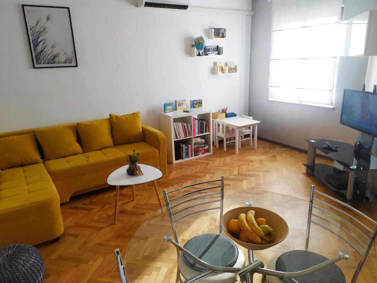 Superior Familiy Apartment Tina Vrsar Exterior foto
